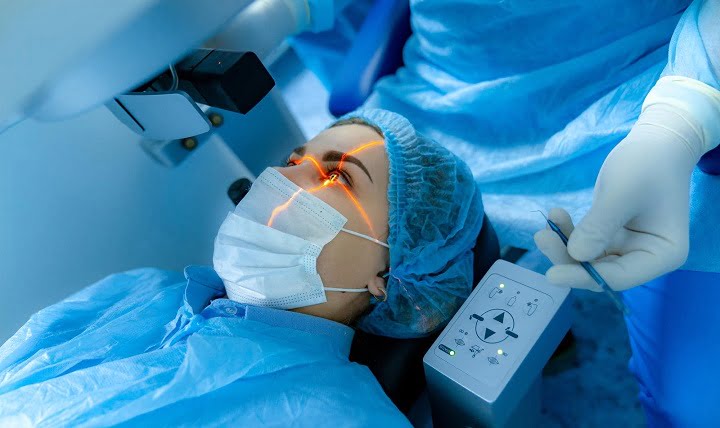 عملية تثبيت القرنية